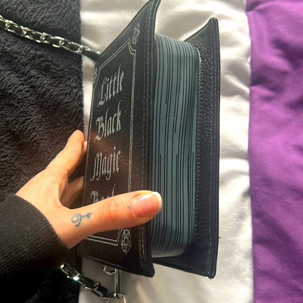 Witches spell book 📚 purse